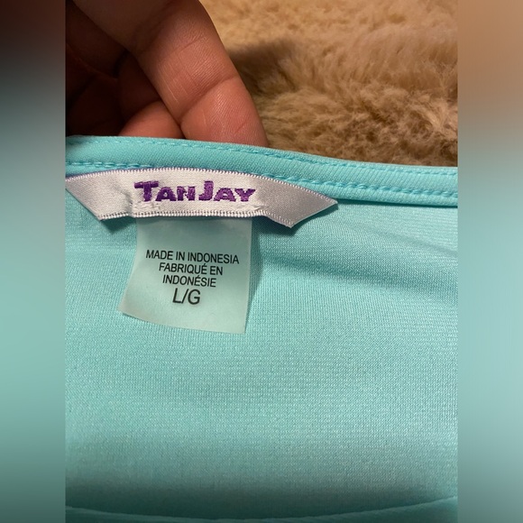 Large Tan Jay woman’s blouse - Picture 5 of 5